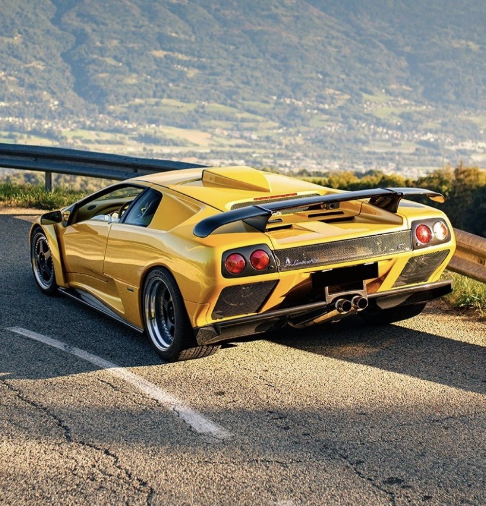 DailyLamboTM's tweet photo. Giallo Diablo GT 🏁 https://t.co/4itekJ5rJf