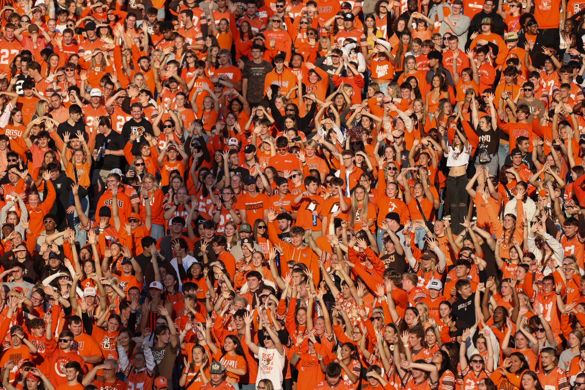 BG_Football's tweet photo. 𝙎𝙞𝙣𝙜𝙡𝙚-𝙂𝙖𝙢𝙚 𝙏𝙞𝙘𝙠𝙚𝙩𝙨 𝙊𝙣-𝙎𝙖𝙡𝙚 𝙉𝙤𝙬

Be part of one of the fastest growing Game Day experiences in the nation! The Doyt is the place to be!

TICKETS: https://t.co/f4ZEQaVu3k
KIDS CLUB: https://t.co/TMYBNKyHaL
PARKING: https://t.co/ODBsmYMApO 

#AyZiggy https://t.co/nupjc4FJPB