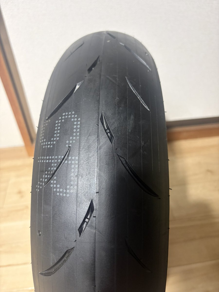seIGa08's tweet photo. CST セカンド リア　
買う人いませんか https://t.co/gb0l0ndvvz