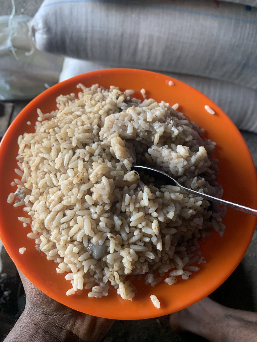 Pallydeyforyou's tweet photo. What did you eat for lunch ?

Smash.                    OR.                     Pass https://t.co/gpMg7eR7p0