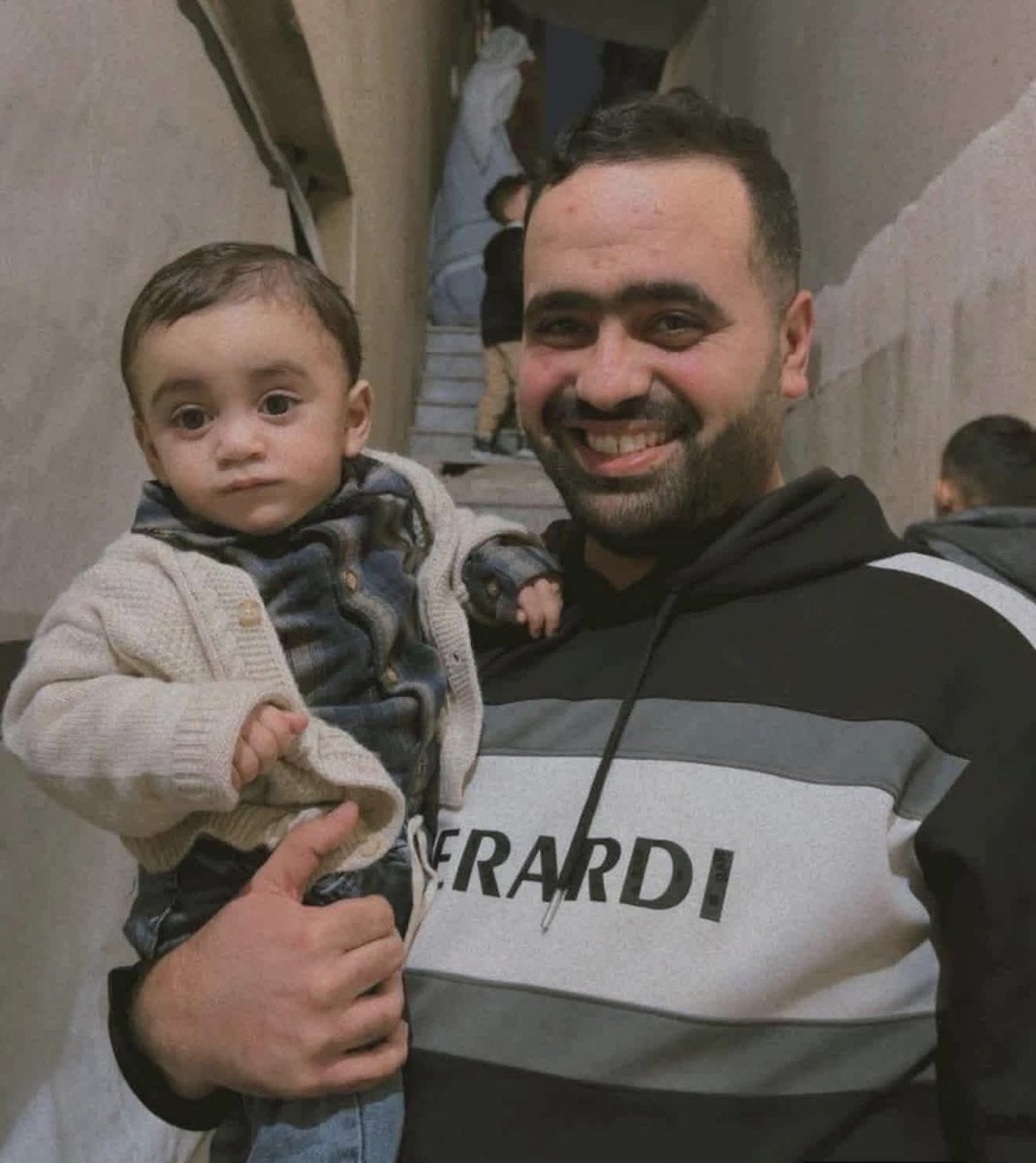 gazanotice's tweet photo. 🚨BREAKING: Mohammed Al-Harazin, a father from Gaza, reportedly celebrated his son’s birthday earlier today before being killed hours later when an Israeli strike hit a vehicle west of Gaza City.