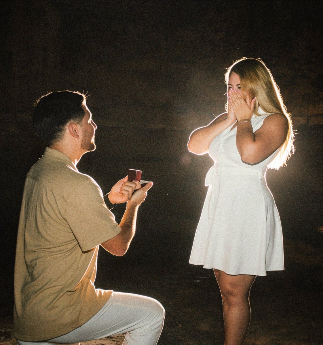 _MarianaCabrera's tweet photo. 🥺🤍💍 https://t.co/KtTCjSI0ud