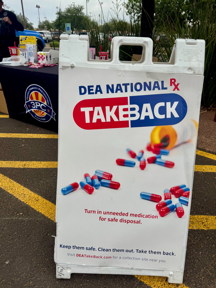 3PCoalition's tweet photo. 3PC is still kickin'! We had a blast at Peoria ParkFest events, and attended another DEA Drug Take-Back at Rio Vista Recreation Center in April.

We appreciate your support! #3PC #Peoria #ParkFest #DEA #DrugTakeBack #Youth #Prevention https://t.co/11VFhM8W5d