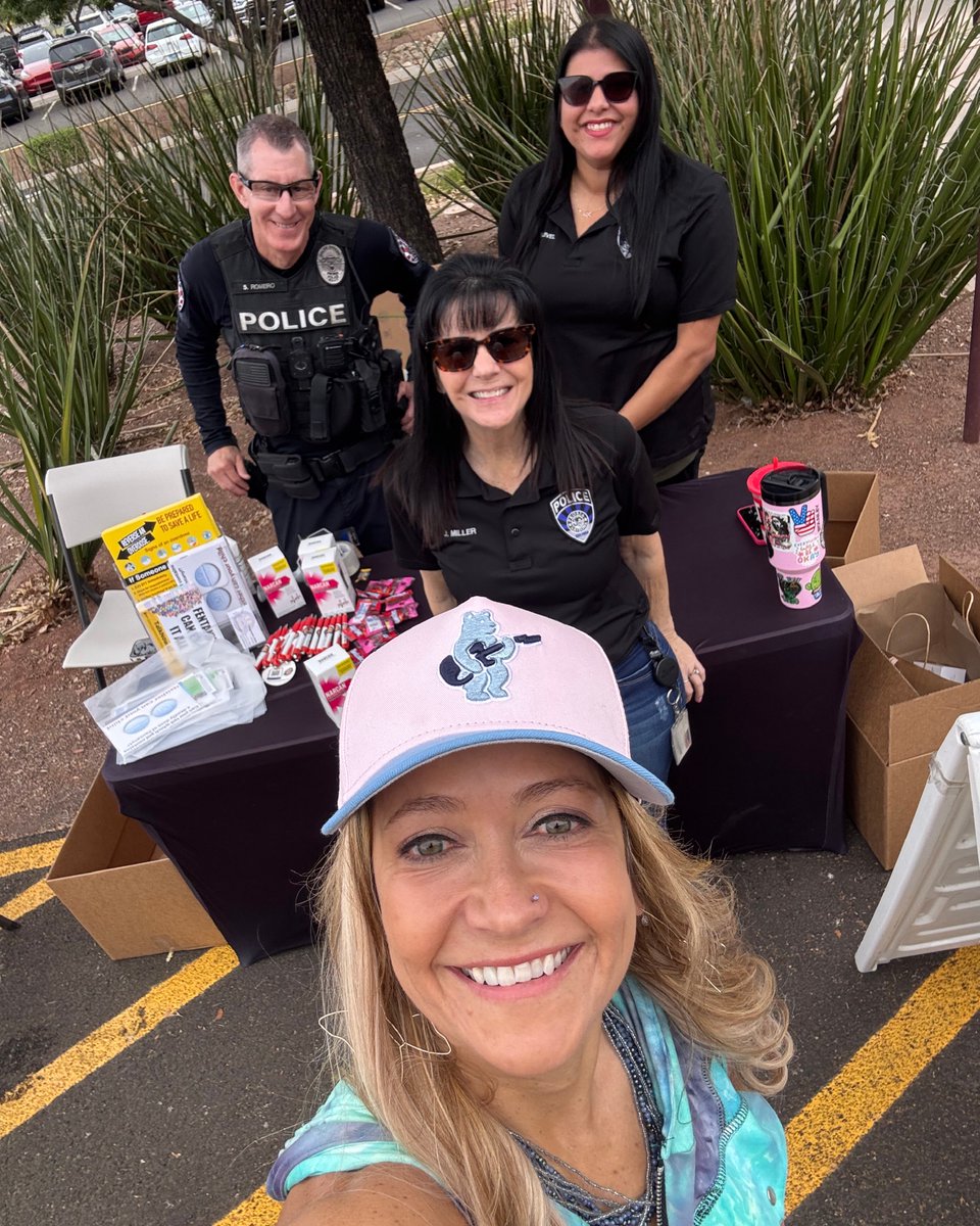 3PCoalition's tweet photo. 3PC is still kickin'! We had a blast at Peoria ParkFest events, and attended another DEA Drug Take-Back at Rio Vista Recreation Center in April.

We appreciate your support! #3PC #Peoria #ParkFest #DEA #DrugTakeBack #Youth #Prevention https://t.co/11VFhM8W5d