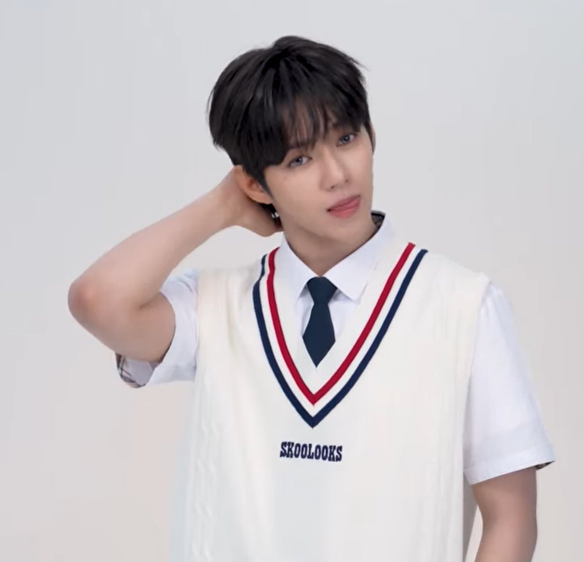 HHecc425's tweet photo. thank you skoolooks for having AHOF ..they all look good esp my love JL 🥰 https://t.co/5uKPBY3it8