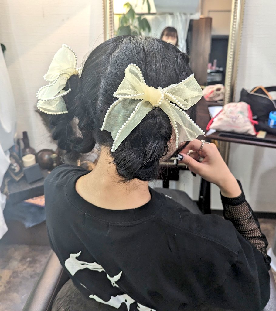0206bon's tweet photo. もうTOP4チケット勝ち取れなさそうなので、せめてドーム行く子のヘアメしようかな…
やりたい人いるならドーム近くで部屋借りる https://t.co/zQMHHNi3pU