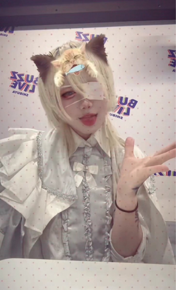 2_10usagi's tweet photo. 舌ピ開けようと思うんだけど似合いそー？
#自撮り界隈 #自撮り https://t.co/E98fkviZDV