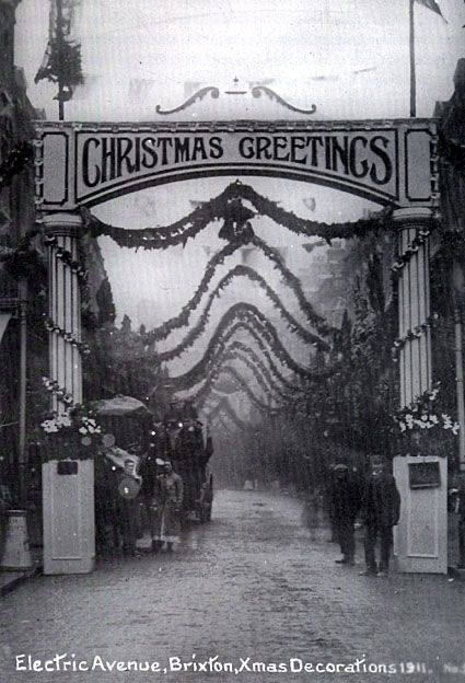 Lost___London's tweet photo. 🇬🇧 Christmas decorations in Brixton, UK, 1911 https://t.co/B8BAyOrw93