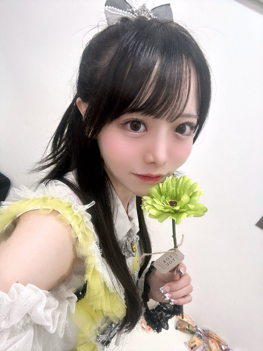 _monmonmon_7's tweet photo. 花束みたいな恋をした . 💐 https://t.co/vhWai22JJM