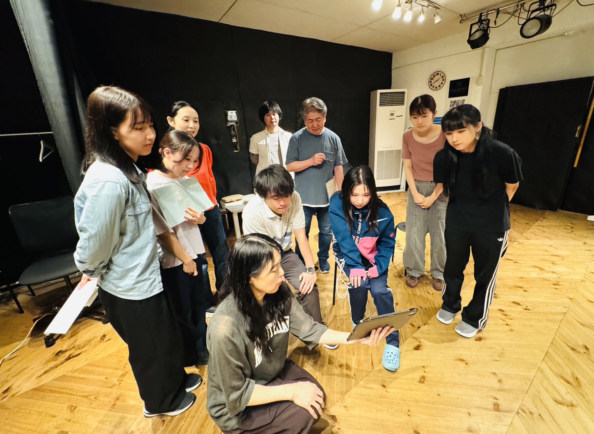 fuk_engeki's tweet photo. 《 #昨日の明日 演技ワークショップ》
本日は昼の部・夜の部ともに満員でのご参加ありがとうございました。演劇／映像の両面から学ぶ時間、有意義なものとなりましたら幸いです。

次回開催が決まりましたら、また公式SNSにてお知らせいたします。引き続き、よろしくお願いいたします。
#福岡 #演技 https://t.co/z3Z6QhptCb