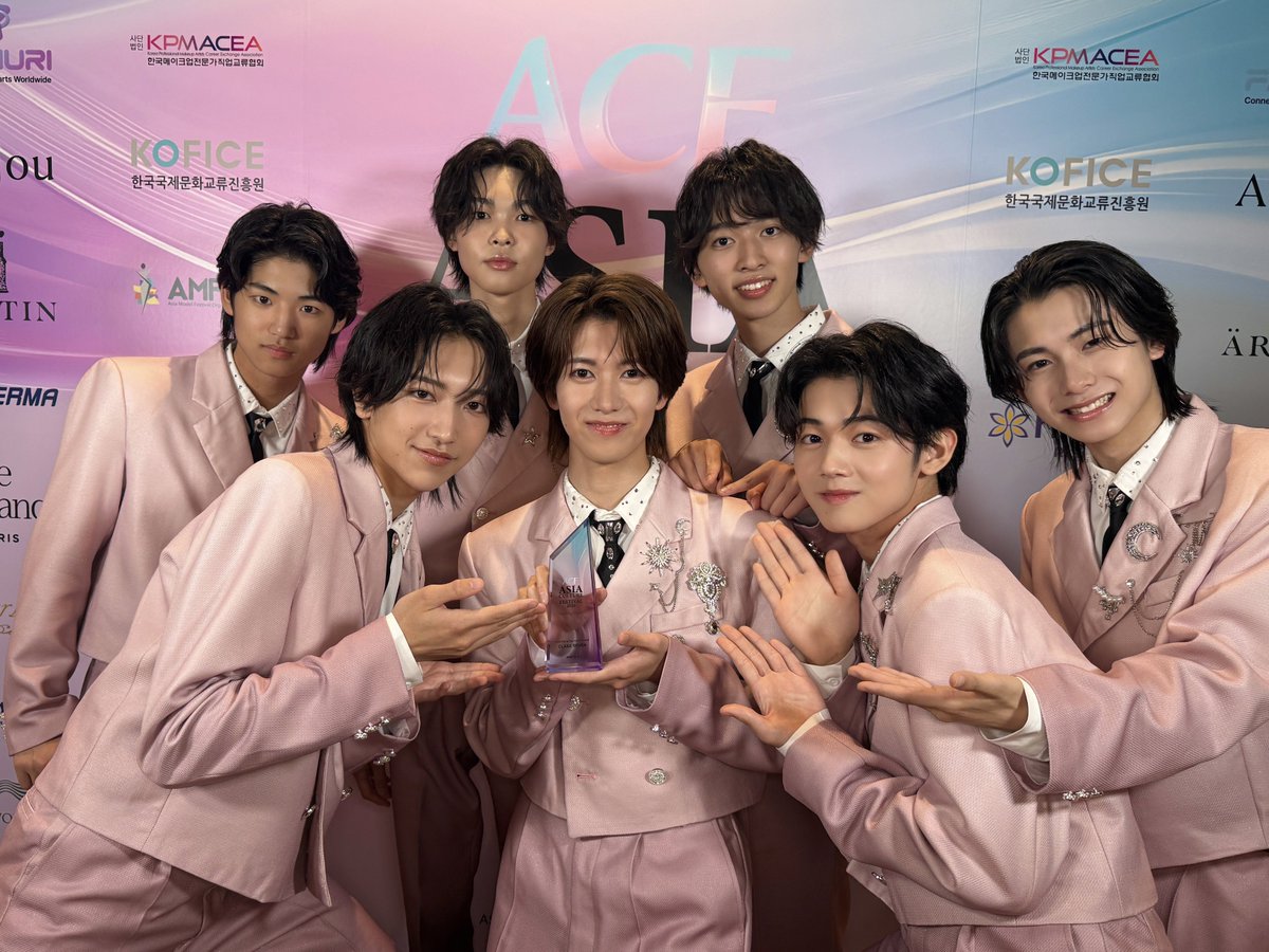 c_7_official's tweet photo. ＼ASIA CULTURE FESTIVAL 2026／

CLASS SEVENが出演しました！

＜#CLASSSEVEN Setlist＞
M1. miss you
M2. ZAWAMEKI
M3. 心にキスをした

「ASIA CULTURE AWARDS」にて
アジア・ライジングスターアーティスト賞を
受賞しました💫

2nd Single「#心にキスをした」発売中！
🎧https://t.co/HSX4GaMLCb

@ACF2026 #ACF2026