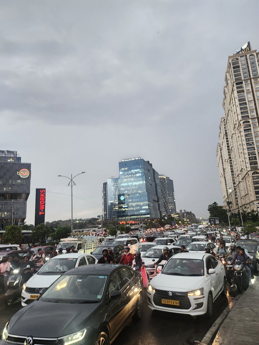 Sharath46735287's tweet photo. 237 Cr/Acre goes for freebies while IT coolies get stuck in traffic and metro stations.
#welcomemonsoon2026 https://t.co/7aEmOGEdq4