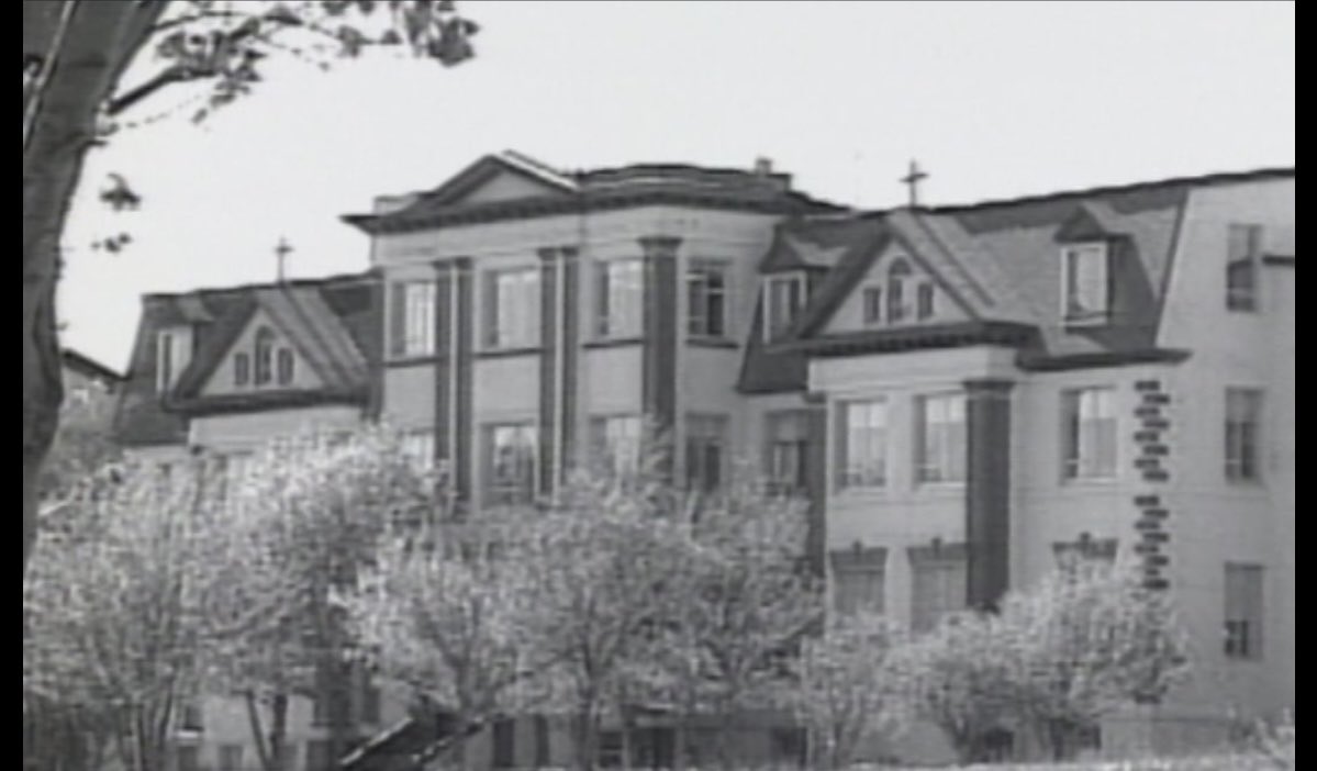 JimMcMurtry01's tweet photo. 15 Christian teachers charged (9 convicted) of sexual abuse at Newfoundland orphanage. 

Zero Christian teachers charged at Kamloops residential school. 

Victims at Mount Cashell were white—no story there. https://t.co/Nf5CSvm5uV