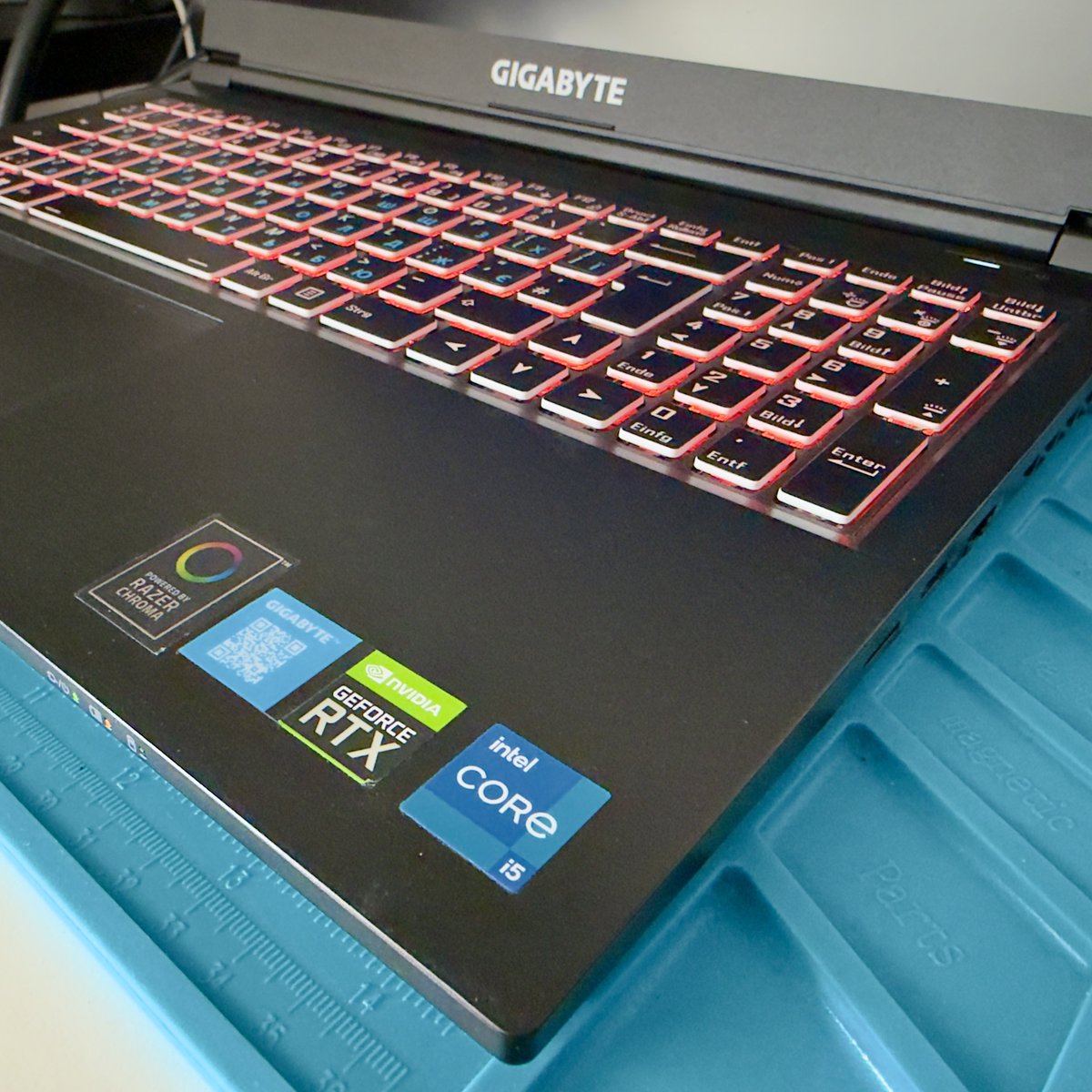 impossible_fix's tweet photo. Replacing the thermal interface and installing the RAM on the gaming Gigabyte G5 (RC55) laptop.

#gigabyte #laptop #notebook #service #fix https://t.co/Xlo5duMFUZ