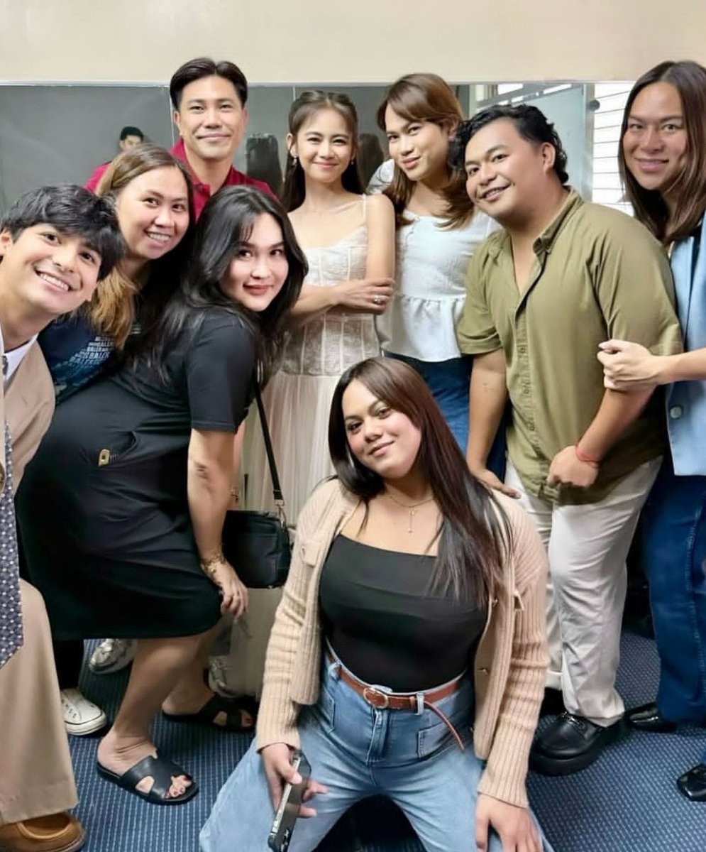 clrceby's tweet photo. ang saya talaga neto "team abo" x "team kuya" 💙🧡

#AshDres | #AshtineOlviga | #AndresMuhlach https://t.co/XZM5KmdNwS