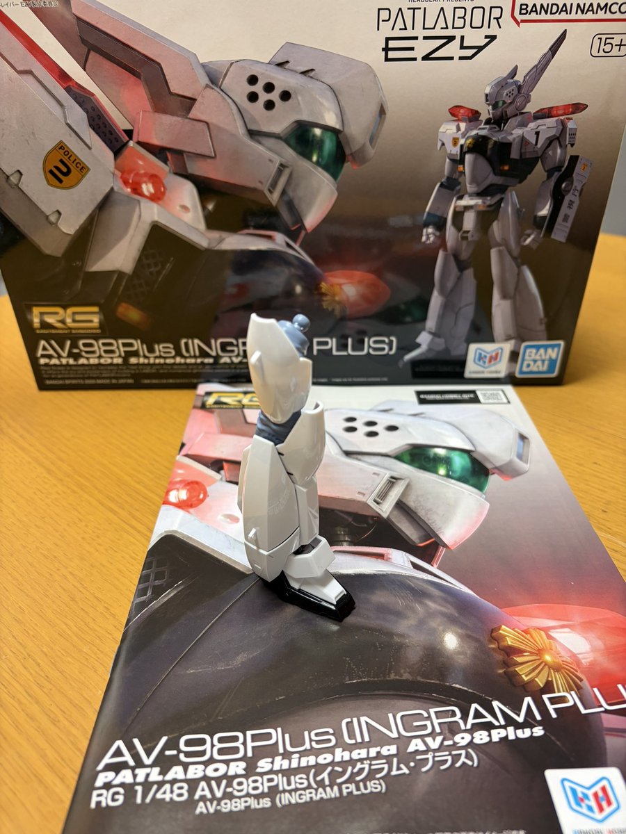 soundbeat_'s tweet photo. RG 1/48 AV-98Plus (イングラム・プラス)
これを作るために3月からガンプラ作りに勤しんでいたと言っても過言ではない
全てはイングラムのための練習でした
またパトレイバーを作れる喜びを噛み締めながら右脚完成
ギミックがあるので右脚だけでもなかなかの作りごたえのあるキットです https://t.co/dMFNzbBbC1