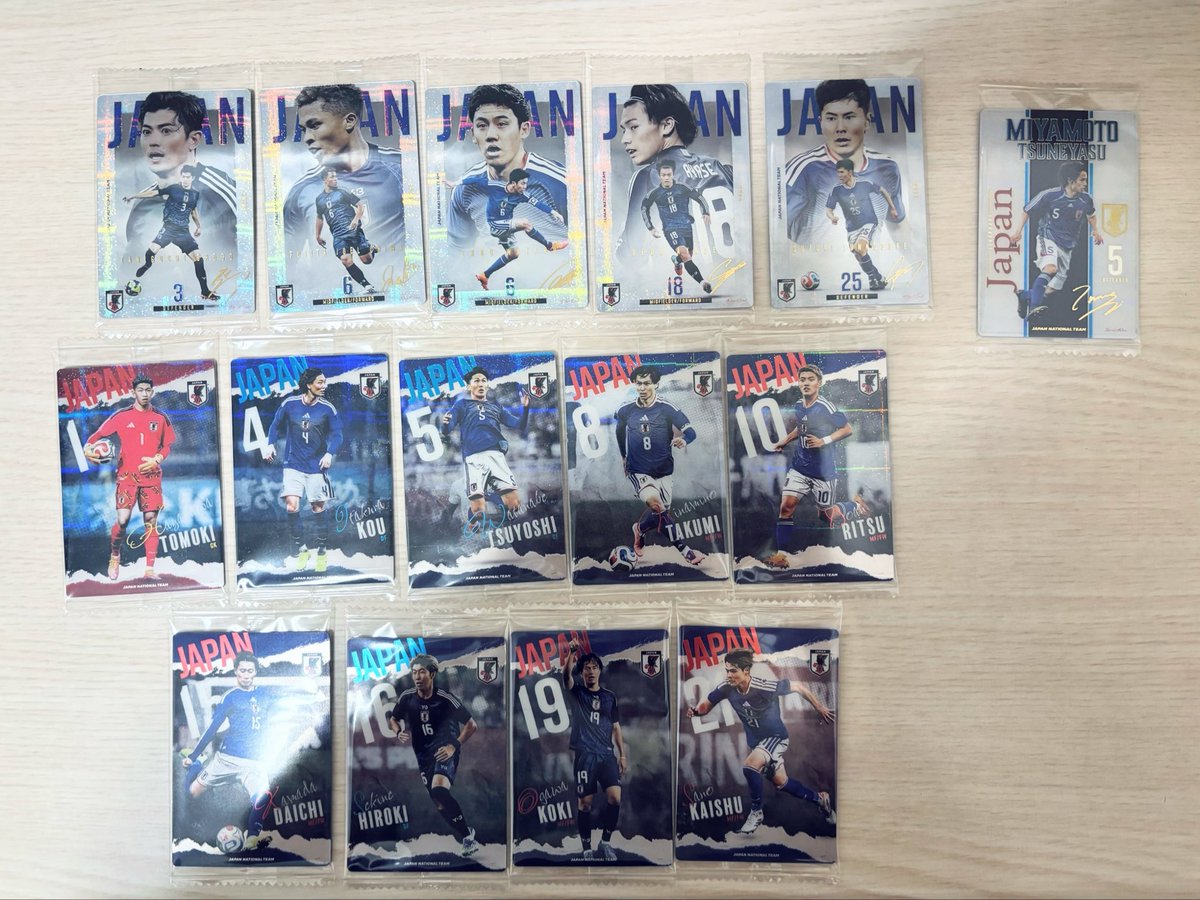 _aaya__h's tweet photo. サッカー日本代表 ツインウエハース 交換

譲)画像のもの>>>>PayPay

求)三笘

郵送希望📮
希望にお声がけ下さい➰👶🏻 https://t.co/jJET7hLN1D
