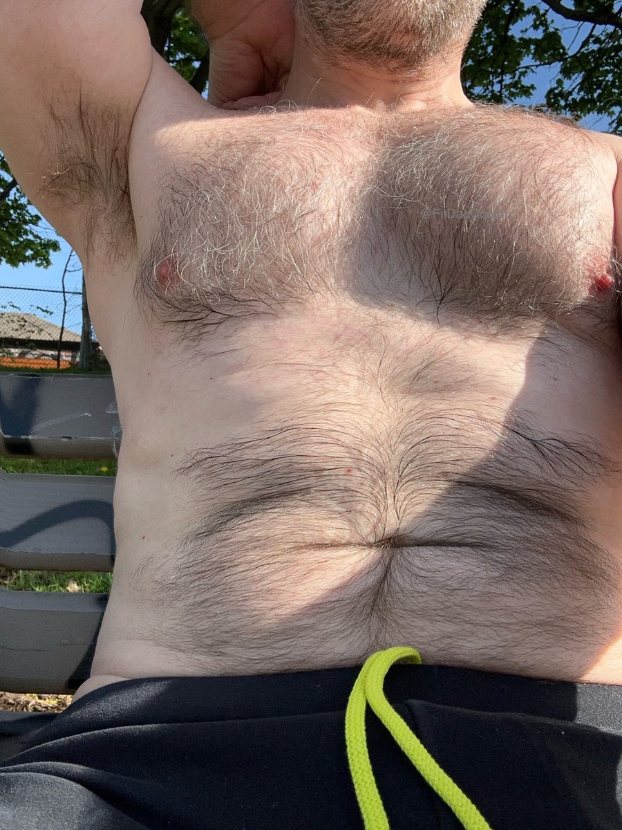 fitdadcoach's tweet photo. Stop staring and start sending gooner. Everything you have belongs to ME. 👑 https://t.co/sY7V9SQX00