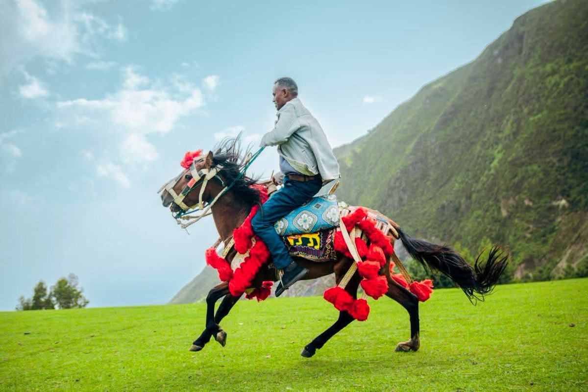 BezaworkH57230's tweet photo. Escape to paradise at the Hambericho 777 Ecotourism Village! ๐
Discover the untouched beauty of Ethiopiaโs hidden gems. ๐ช๐น๐
https://t.co/iew0JHtoXa
#Ethiopia #LandOfOrigin #Hambericho777 #EcoTourism #TravelEthiopia #Africa
@BerhanuTsegaye https://t.co/B2afHDZu0N