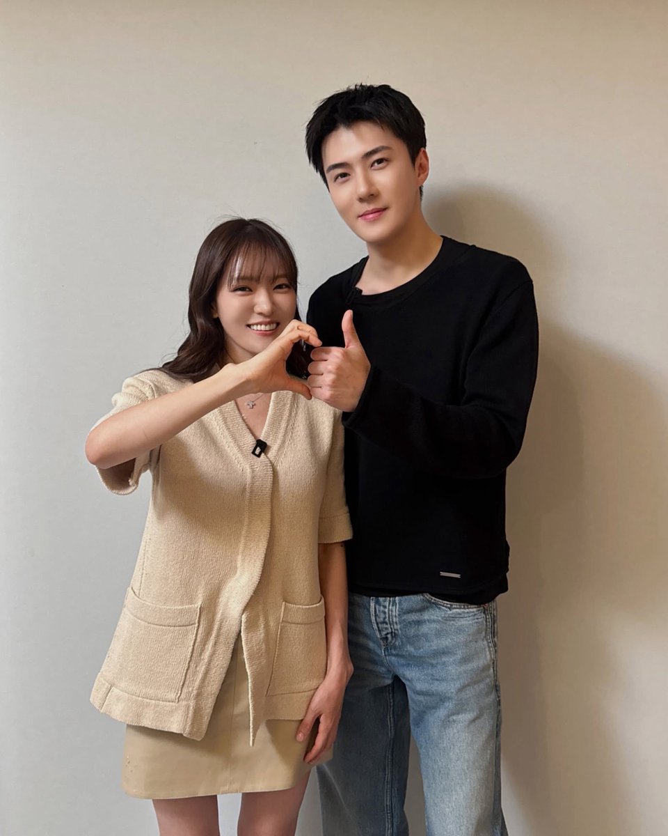 SeHunEcOfficial's tweet photo. 📷🐥| 260609

Actualización de ​밥은영 (Babeunyoung) en Instagram con #SEHUN 

Cr. bobeunyoung 
#세훈 #EXO #엑소 #weareoneEXO 

EXO Ec. | elikim❄️84 https://t.co/8NTqwpBHBx