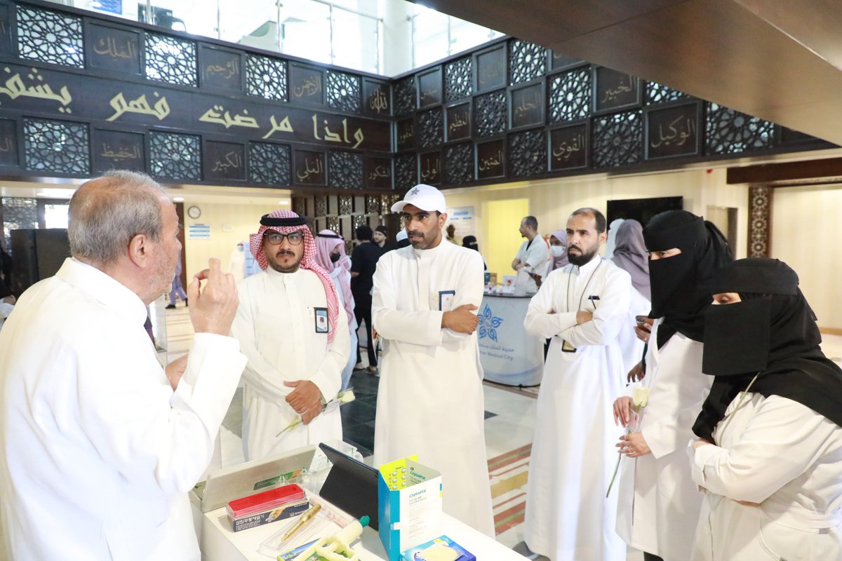 KSAMCMED's tweet photo. نفذت مدينة الملك سلمان الطبية ممثلةً بقسم التثقيف الصحي فعاليات #اليوم_العالمي_لمكافحة_التبغ، بهدف رفع مستوى الوعي بمخاطر التدخين وتعزيز السلوكيات الصحية، من خلال عدد من الأركان التوعوية التي استهدفت أفراد المجتمع ومراجعي العيادات بالمستشفى الرئيسي، وذلك ضمن جهودها المستمرة لتعزيز الوقاية ونشر الثقافة الصحية.

#تجمع_المدينة_الصحي