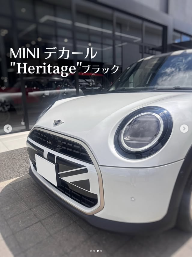 GlanzMini's tweet photo. 【#MINIつくば】
「このルーフ、よく見るとお洒落すぎて震える…🇬🇧」
モノトーンのユニオンジャックで仕上げたH様のMINI✨
ふちへのグラデーションラッピングが大人の遊び心全開で堪らない！
カスタムの参考にぜひ保存してね。 

#MINI #ミニクーパー #MINIつくば https://t.co/RBFJVyAmH6