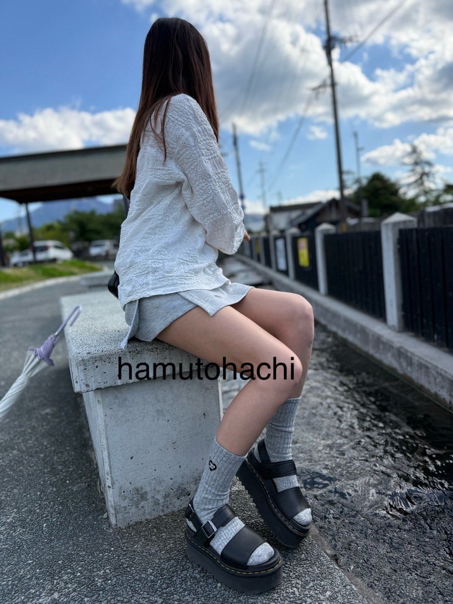 hamutohachi2's tweet photo. 似たような写真だけど全部の🐹が好き❣️ https://t.co/oHevxlGiMm