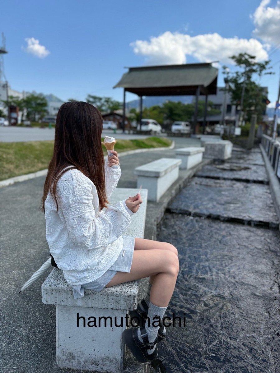 hamutohachi2's tweet photo. 似たような写真だけど全部の🐹が好き❣️ https://t.co/oHevxlGiMm