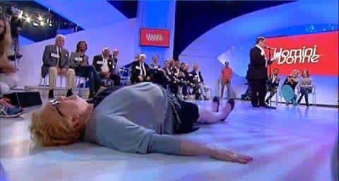 karsmj's tweet photo. Che cosa è successo? https://t.co/V8IGqRvcJv