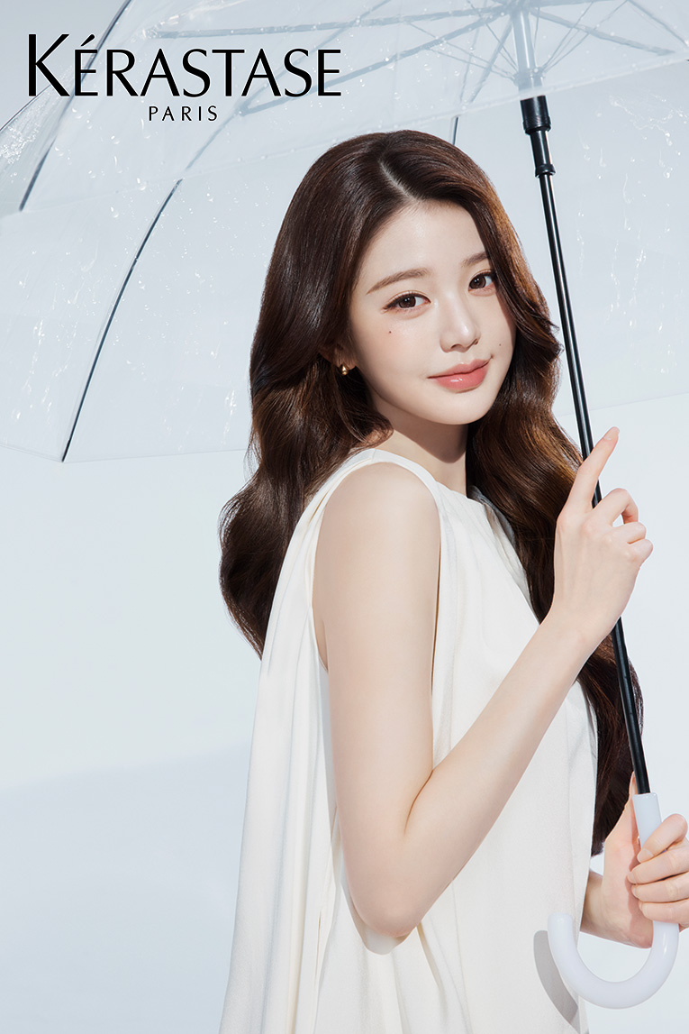 Kerastase_JP's tweet photo. 雨の日こそ、もっと自由に美しく。
心弾むまとまりを。

ケラスターゼは、梅雨の時期もうねり知らずの美しい髪で過ごせるよう、髪質に寄り添った特別なまとまりケアをお届けします。

湿気に負けない、あなただけの輝きをその髪に。
https://t.co/vykpy0Ij9f https://t.co/bV4B5ENFUS
