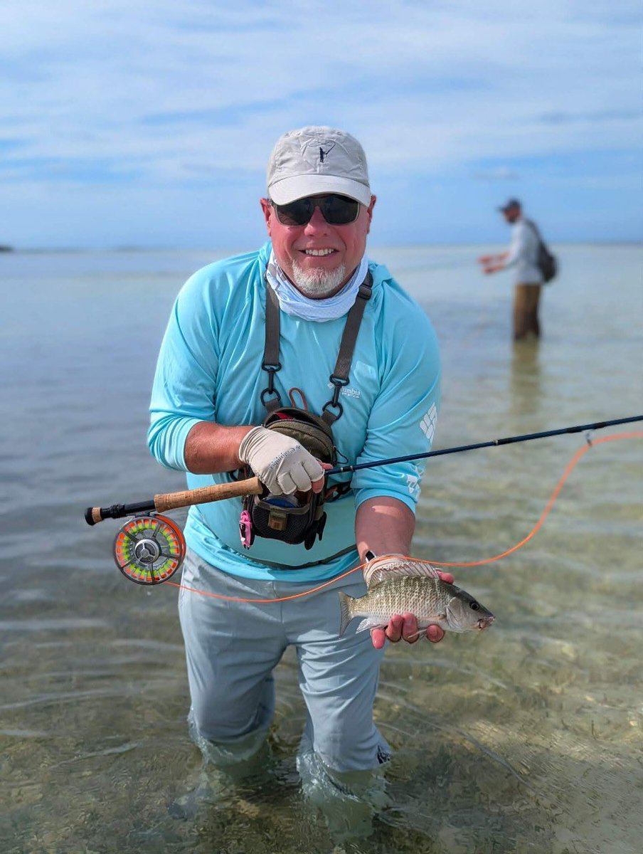 paboyzoutdoors1's tweet photo. When vacationing in the Bahamas, always find a way to cast a line🎣
🕶️: @toniceyewearusa
#fishing #tightlines #saltwaterfish #saltlife #whatgetsyououtdoors https://t.co/5t7WZjY88U