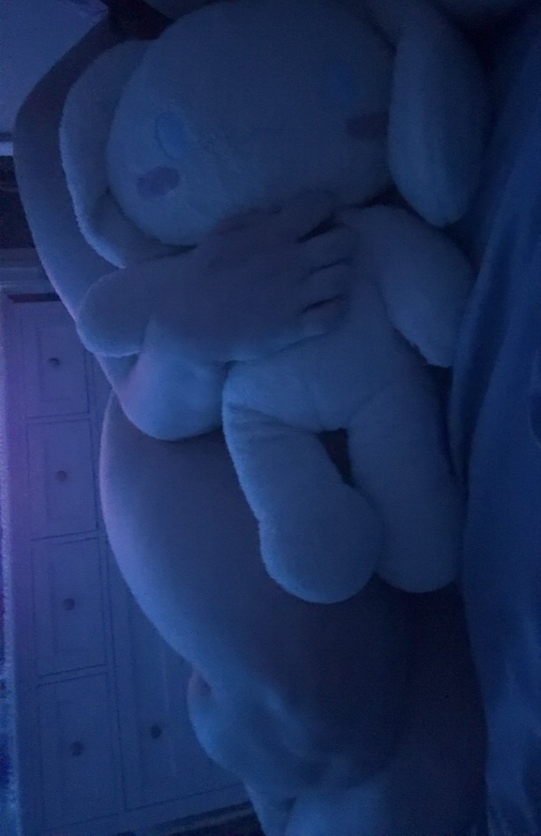 deadbodydog's tweet photo. Hai twt! I have bunny ears + tail plug coming in soon :3 will be posting in them! Also I NEED MOOTS GIVE ME ATTENTIONNNN https://t.co/X3zx5FWPca