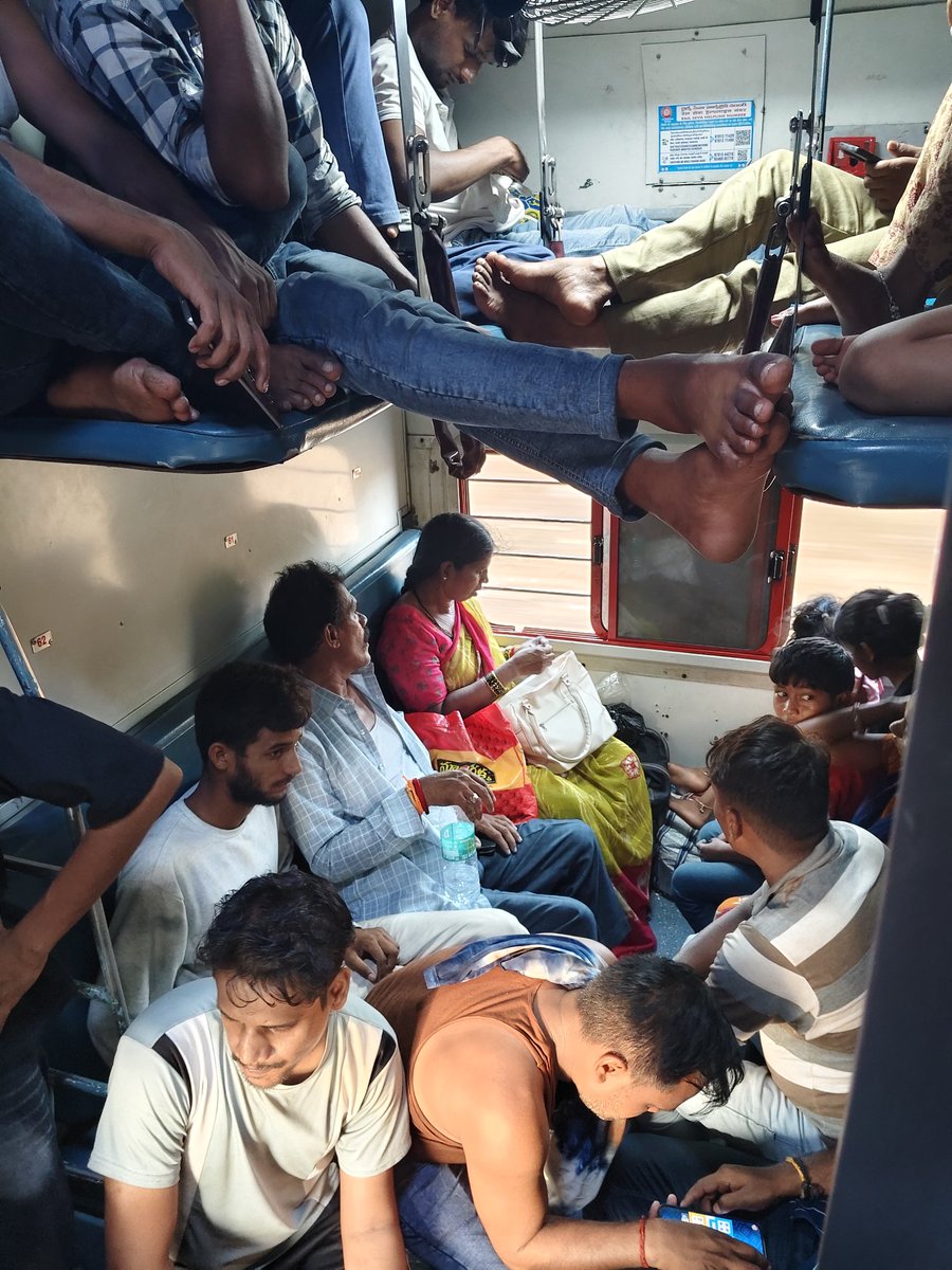 ANILREDDY176992's tweet photo. @SCRailwayIndia @RailMinIndia overcrowding in Train 12792 S6 64 &amp; 73 today. Coach flooded with unreserved people.TTE was genuinely helpless to control the crowd. Out of severe suffocation, we chose to deboard for our own safety. RailMadad closed complaint  without a solution. https://t.co/dP4E7vmHVu