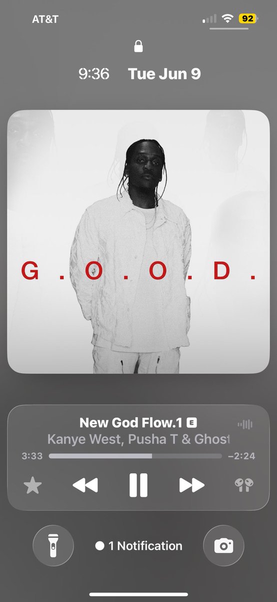 THmlz_3's tweet photo. Arguably Ye’s best verse. He used to get on another level w/ Push https://t.co/gLkCgKRx0u