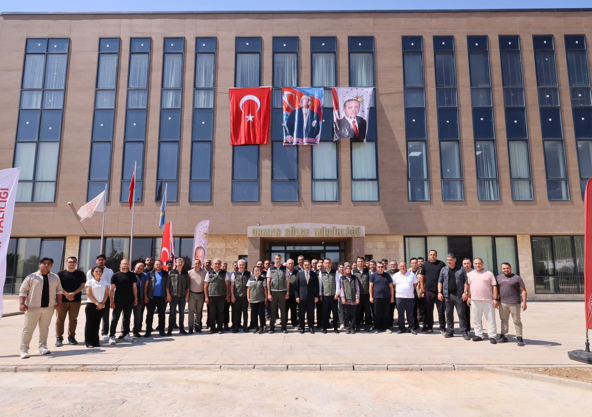 HatayOBM's tweet photo. Hatay Valisi Sayın Mustafa MASATLI, Hatay Orman Bölge Müdürlüğümüzü ziyaret ederek yürütülen çalışmalar hakkında bilgi aldı. 
📍 Antakya / HATAY https://t.co/eVl7JWFHFF