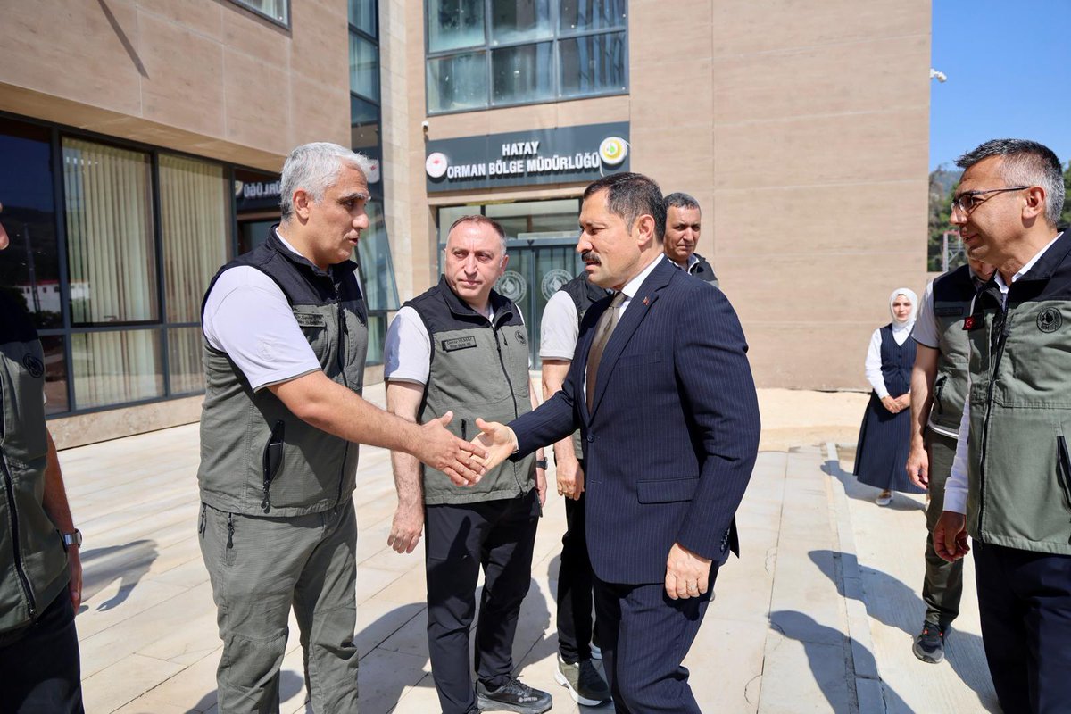 HatayOBM's tweet photo. Hatay Valisi Sayın Mustafa MASATLI, Hatay Orman Bölge Müdürlüğümüzü ziyaret ederek yürütülen çalışmalar hakkında bilgi aldı. 
📍 Antakya / HATAY https://t.co/eVl7JWFHFF