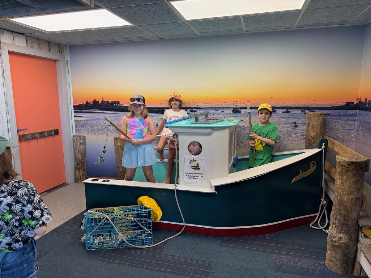 barnardschool's tweet photo. Gr 2/3 pics from visit to Seacoast Science Center. (2/2) https://t.co/sGHU9ZybHH