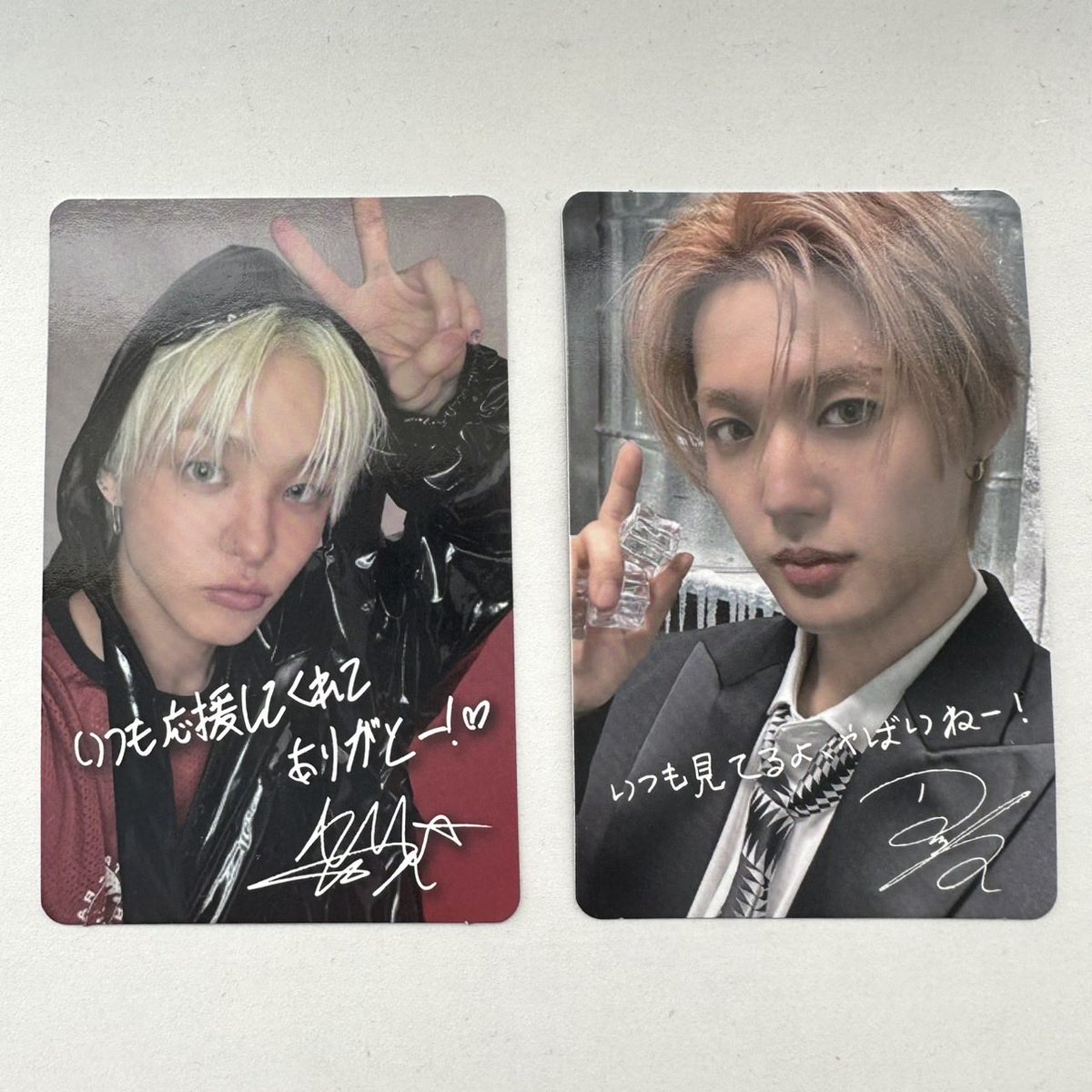 ash2001820's tweet photo. @0
TREASURE NEW WAV 日本限定 封入 トレカ 交換

譲 REDver ジフン アサヒ
     ICEver ジェヒョク ドヨン
     (アサヒ交換で手元に届き次第)

求 アサヒ ICEver (3枚目)

郵送にて交換
リプまたはDMお願いします💌 https://t.co/tsZNb68QgX