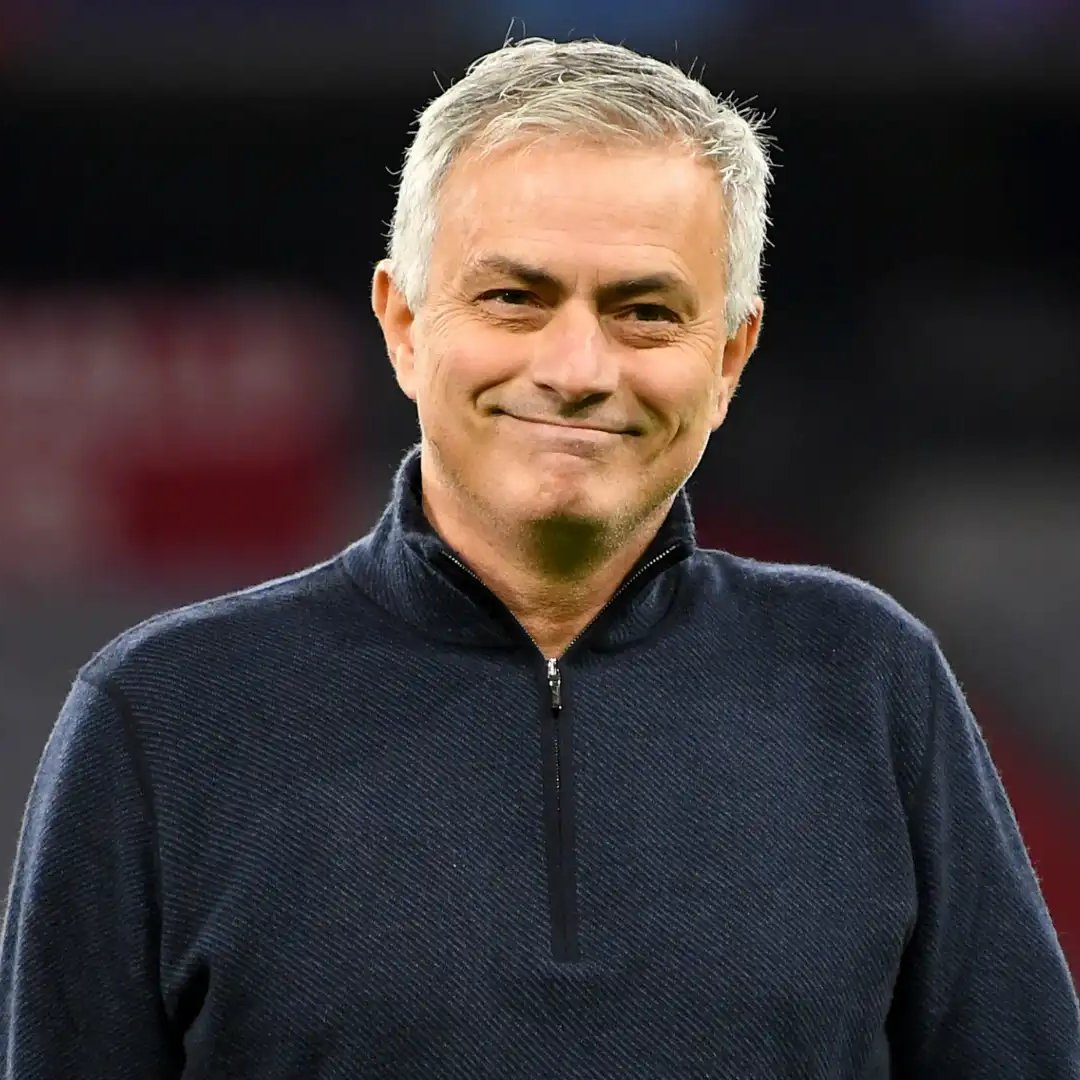 MadridXtra's tweet photo. 🚨 JUST IN: José Mourinho's PRIORITY is to STRENGTHEN the midfield. @jfelixdiaz https://t.co/VwzrBZty4B