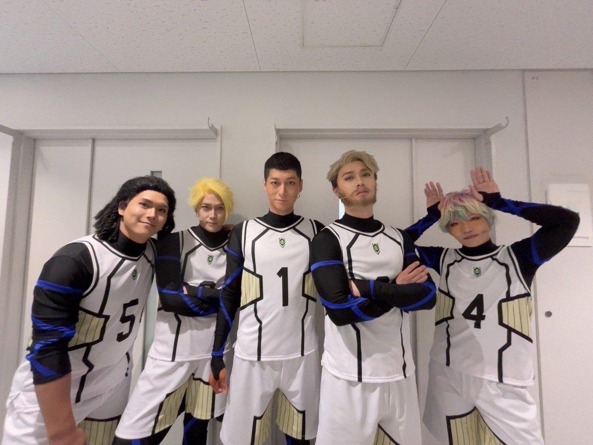 kenzzoy's tweet photo. 2026.6.9 #ブルーロックの日

舞台『ブルーロック』に1stから
ここまで多くの選手たちと共に走り抜けれてとても嬉しく光栄な気持ちです

この日にブルーロックで生きられており
6月11日から
舞台『ブルーロック -Re EPISODE 凪-』
が始まります。
エゴく走り抜けます⚽️

#ブルステ #ブルステエピ凪 https://t.co/UGinnGpQ7S