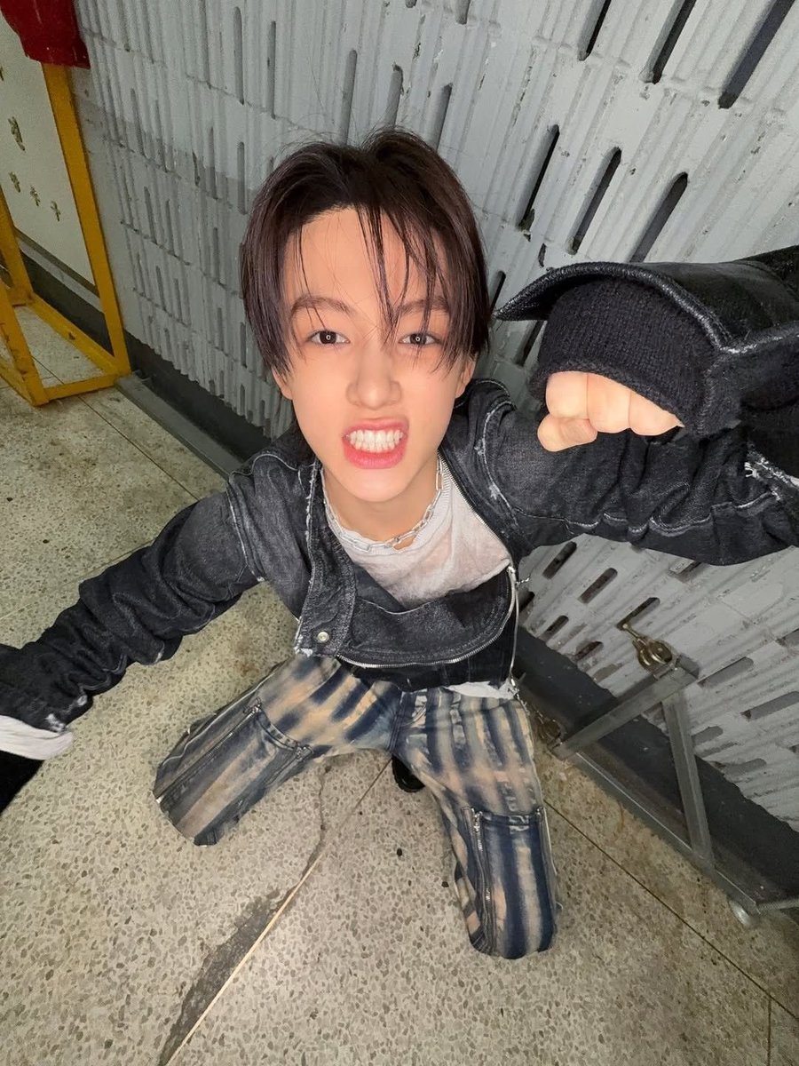 jhc0rtis's tweet photo. อยากโดนหมัดแมวว https://t.co/t4PMGH2Cro