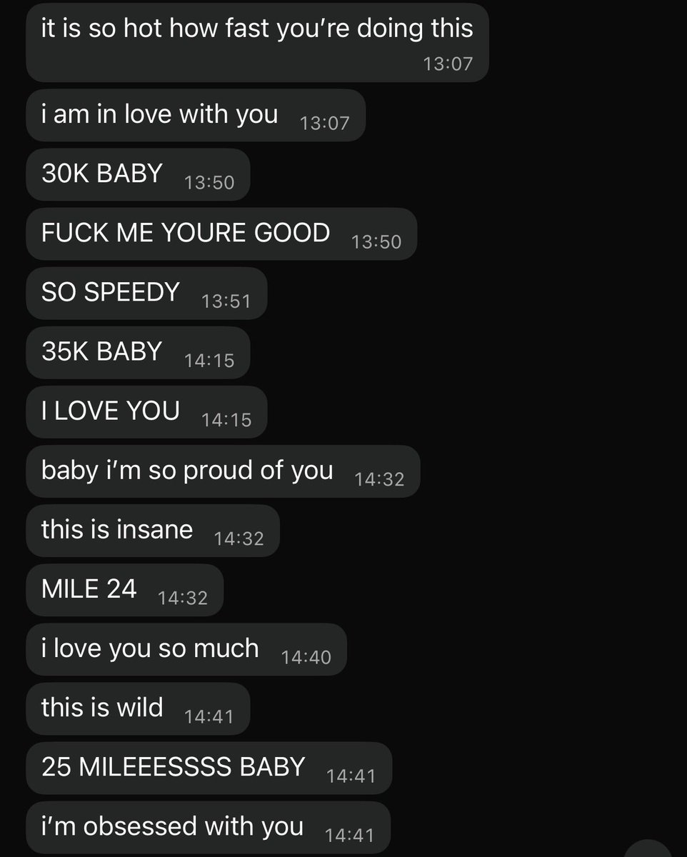 msnrhu's tweet photo. If your girl is not texting you this while you run a marathon you need a new one https://t.co/AgjGwWmXsF