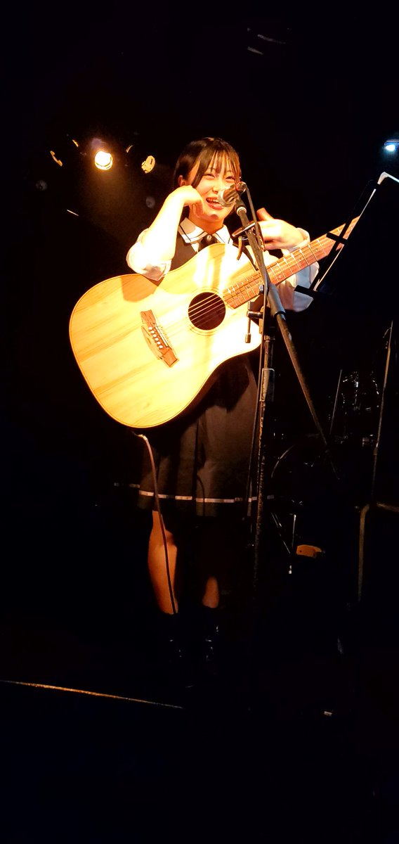 mii19921115's tweet photo. @itrip_sakura #桜咲 ちゃん #IJICHI’sLivingDoor お疲れさま👏
オリジナル曲はしっかり聴かせてくれる感じで、#Lostday も歌詞がより深く伝わってきました👍
「ヒカリへ」「ラブ・ストーリーは突然に」で表現の幅をたくさんの人に見てもらえたと思う🙆
明日も楽しみ
C=C=＼(;・_・)／
ゆっくり休んでね😴
#アイカレ https://t.co/5eCOsPKT2F