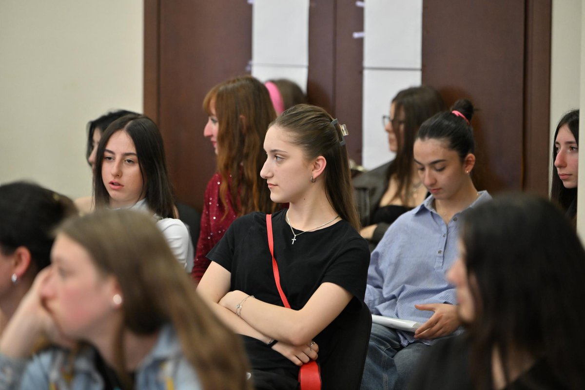 cecgovge's tweet photo. #CEC in cooperation with the #YouthAgency, continues to hold informational meetings. The latest meeting with young people was held in Zugdidi and was opened by the spokesperson of the Central Election Commission, Natia Ioseliani.

Natia Ioseliani spoke about the importance of active youth engagement in electoral processes. She provided participants with information on electoral systems, the history of elections, electoral rights, the advantages of electoral electronic technologies, and other important issues. Particular attention was paid to the Election Administration’s strategy for combating disinformation and to the activities carried out by the CEC to provide voters with accurate information. Natia Ioseliani also gave a detailed presentation on the new portal, https://t.co/CA8NLDe8cc, through which anyone can obtain accurate information on electoral matters.

Young participants also received information on the organization of the electoral process, the history of the introduction of technologies, and the institutional structure of the Election Administration from Nana Oqujava, Deputy Chairperson of the Zugdidi District Election Commission.

The meeting concluded with an active discussion, during which young participants received comprehensive answers to their questions.

The meeting, held on 4 June, took place within the framework of a Memorandum of Cooperation signed between the CEC, the Youth Agency, and other partner institutions. The memorandum provides for the implementation of joint educational and informational campaigns, as well as the organization of conferences, seminars, and working meetings aimed at raising youth awareness. Meetings with young people are being held progressively in various regions under the memorandum.