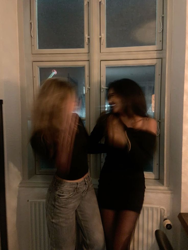 thcrnsofameliaj's tweet photo. laughter, chaotic and peaceful all at the same time and i couldn’t imagine doing life without you. every day you remind me i’m not alone. you make me feel valued, seen, loved and because of you, the world is a better place and i’m a better person too. i will cherish you and — https://t.co/wMpsoqk64l