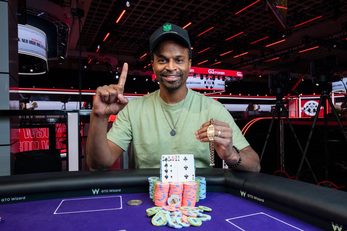 jetonsethommes's tweet photo. 🏆 Premier bracelet WSOP pour Christopher Alcindor !

Le Canadien remporte l’Event #22 Big O à 1 500 $ des WSOP 2026 face à un field de 2 150 entrants et encaisse 387 110 $.

🇫🇷 Nicolas Milgrom signe le meilleur résultat français avec une 28e place
https://t.co/zovytuLI2T https://t.co/YgkrWiuQ7K