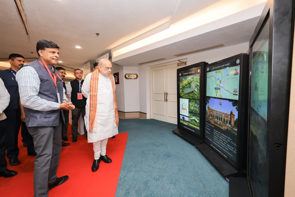 AmitShah's tweet photo. Inaugurated the state-of-the-art Land Port Management System in New Delhi today. Realising Modi Ji's vision of rebuilding our borders as robust arteries of trade and commerce and gateways to international relations, the new system will turn our land ports into the meeting points of border trade and security.