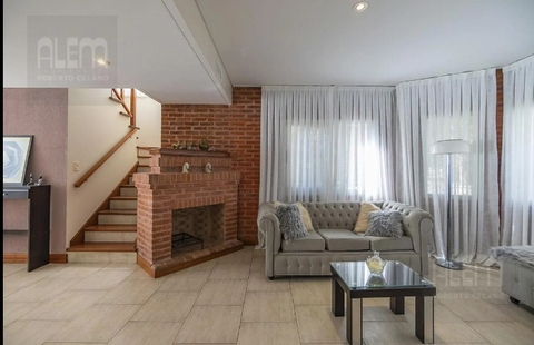 soloduenos's tweet photo. #dueñovende Casa 5 amb 971 m². En Canning. Contactá al propietario aquí: https://t.co/jl3R05Dnpp https://t.co/kMPoTYcRy9