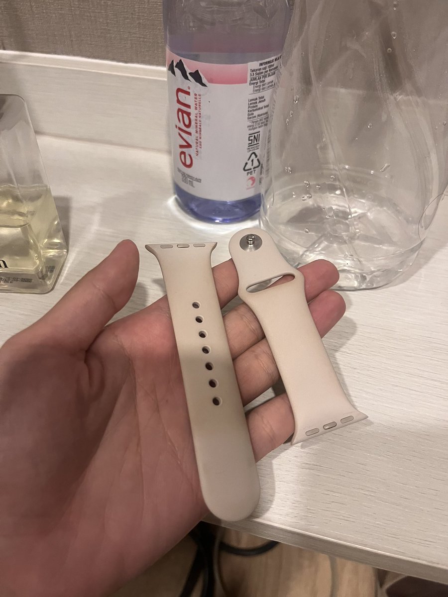 littlestudiii's tweet photo. Apple Watch Se2 4000-

เค้าใช้เอง ปล่อยเพราะไม่ได้ใช้เลยค่ะ 🩷
สี Starlight GPS

- 40มม อะลูมิเนียม 
-สุขภาพเเบต 100% 
- ไม่มีตำหนิค่ะ เพราะไม่ค่อยได้ใส่🥹

💌 นัดรับได้ค่ะ 💌
#ส่งต่อนาฬิกา #ส่งต่อapple  #iphone #applewatch https://t.co/5GQ1dnzCR6