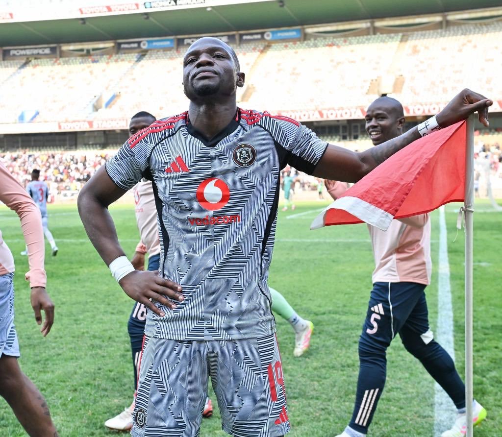 Nkoskhodola_23's tweet photo. Thank you Mabasa for everything 🥺❤️ you really served us well without any drama. Wishing you nothing but the best in future. #OnceAlways https://t.co/NjZnZIeoXE